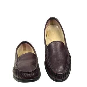 S.A.S. Woman’s Brown Leather Loafers  11  Minimalist  Classic  Preppy  Flats